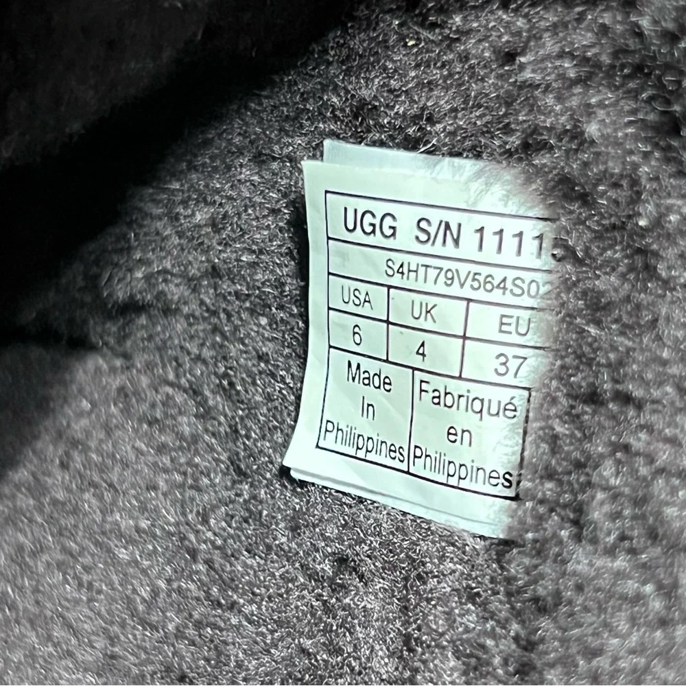 Ugg Brown Mocha Leather Classic Short Boots